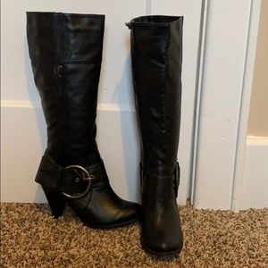 Steve Madden Size 8 black boots